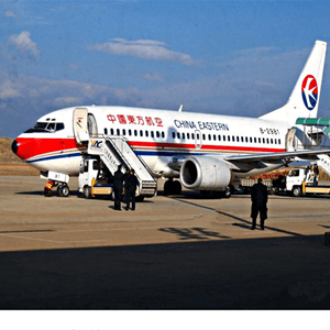 敦煌机场快递航空快运业稳步发展的原因是什么？